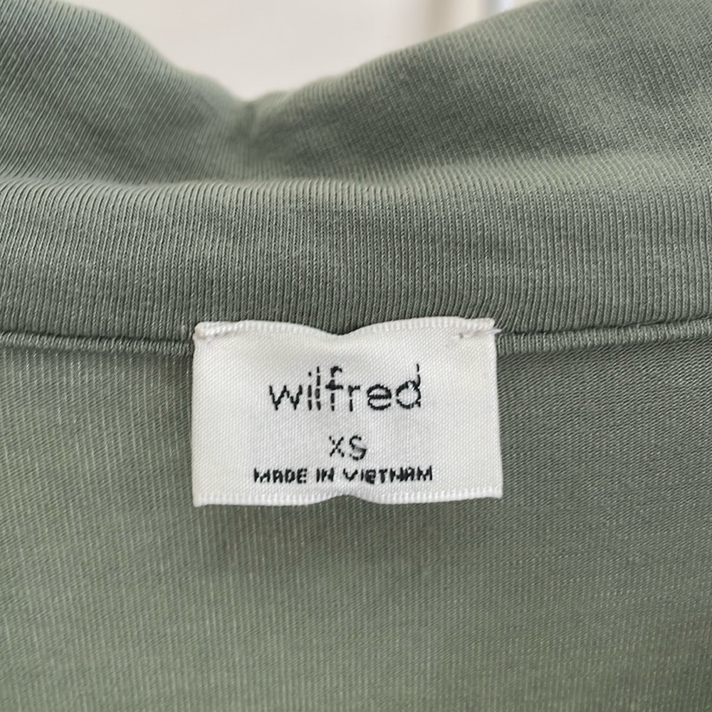Aritizia - Wilfred -  Cropped Casual Button Down Top - Green - XS - Picture 3 of 11